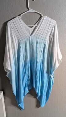 Just From Bali White & Blue Ombré Dip-Dye Pintuck Poncho Tunic Top XL‎